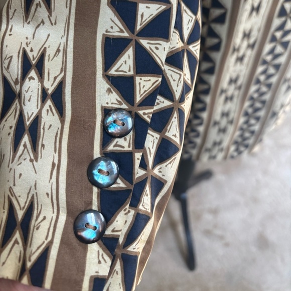 100% SILK VTG. AVATI BLACK & TAN GEOMETRIC ABSTRACT PATTERN LUXURY BLAZER SZ 14 - Picture 5 of 7